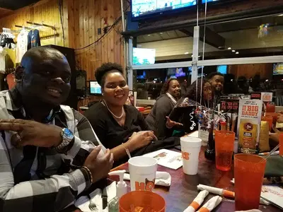Hooters