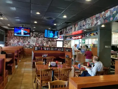 Full Moon Bar-B-Que