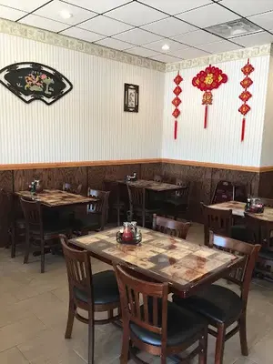 Wok N Roll