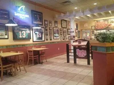 Donatos Pizza