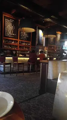 Redlands Grill by J. Alexander's