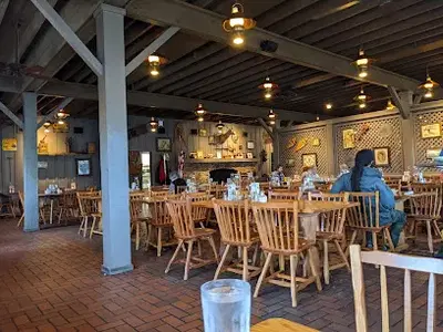 Cracker Barrel Old Country Store