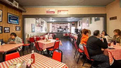 Doe's Eat Place