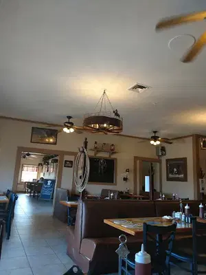 Queen Creek Cafe & Sports Lounge