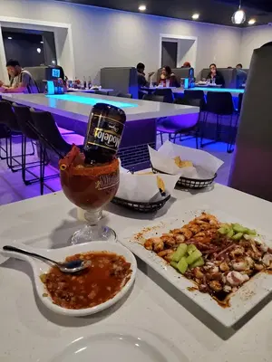 Cayomango Steak, Seafood & Drinks