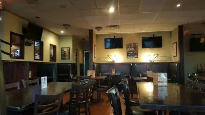 Maya New York Pizza Bar & Grill