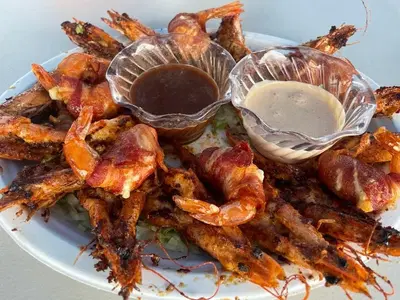 Tacos y Mariscos EL TARRAYAZO