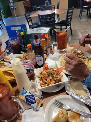 Mariscos y Chabelas Mexicali