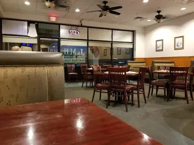 J & M Chinese Restaurant