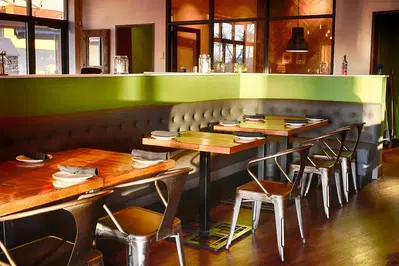 Cuisine & Wine Bistro