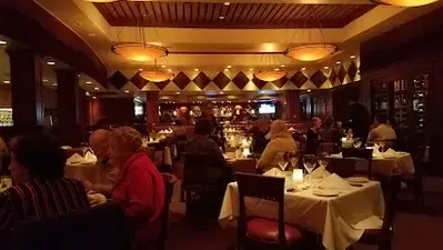 Fleming’s Prime Steakhouse & Wine Bar