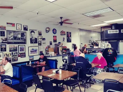 Viv's Cafe