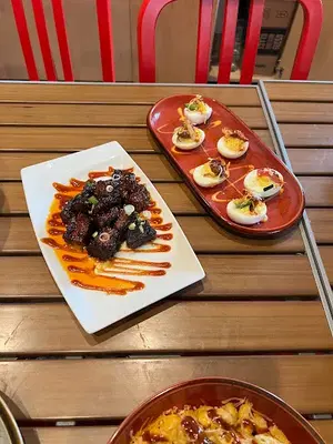Fork & Fire Smokehouse + Taproom