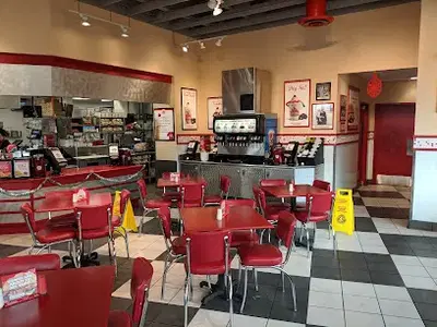 Freddy's Frozen Custard & Steakburgers