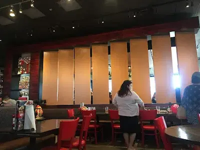 Red Robin Gourmet Burgers and Brews