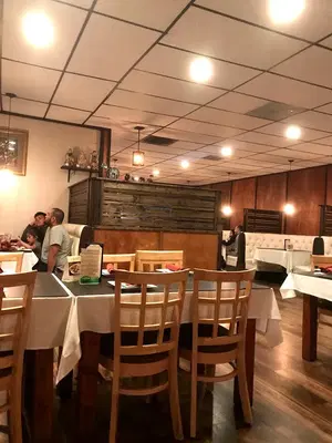 The Green Leaf Thai Cuisine