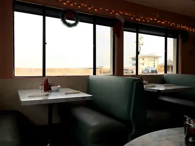 Scotty's on the Strand