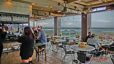 Hennessey's Tavern