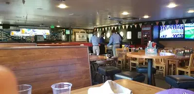 Underground Pub & Grill