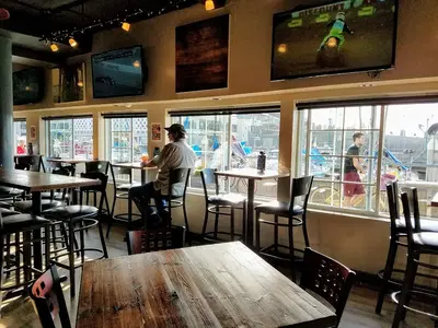 The Slip Bar and Eatery