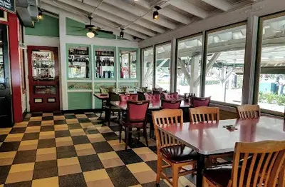 Lucille's Smokehouse Bar-B-Que