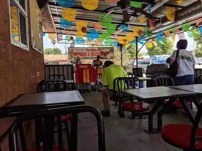 Chanos Drive-In