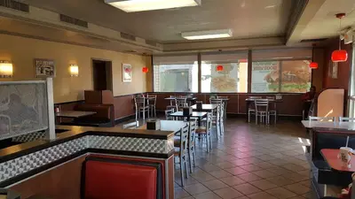Carl's Jr.