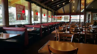 Shakey's Pizza Parlor