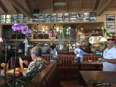 Paradise Cove Beach Café
