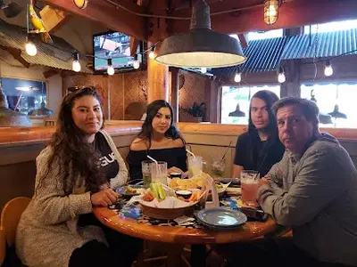 Islands Restaurant Chula Vista