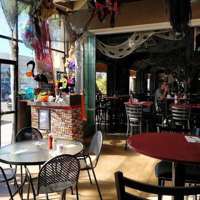 Urban MO's Bar & Grill