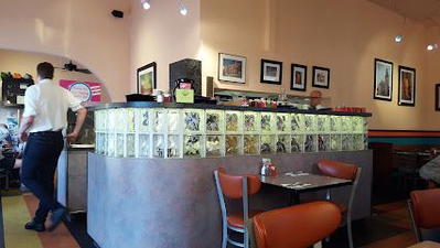Crest Cafe