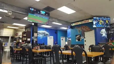 Mariscos El Puerto Escondido - Inglewood 2