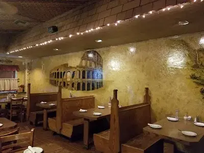 Luna Pizzeria & Italian Restaurant