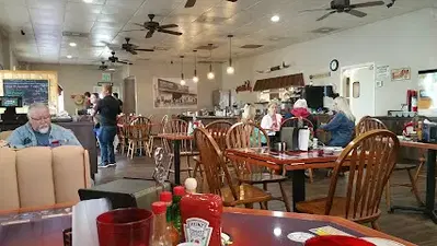 Sandy's Country Junction