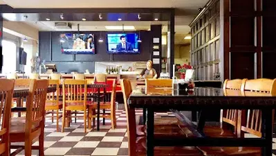 Broadway Pizza & Grill