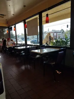 Lucky Guy's Burgers