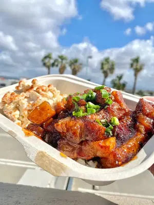 Fakas Island Grill