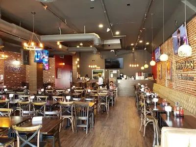 Hector's On Broadway