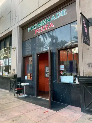 Promenade Pizza