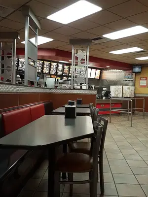 Carl's Jr.