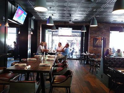 Iron Horse Tavern