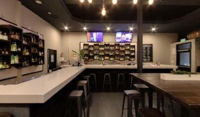 Labyrinth Bar & Kitchen