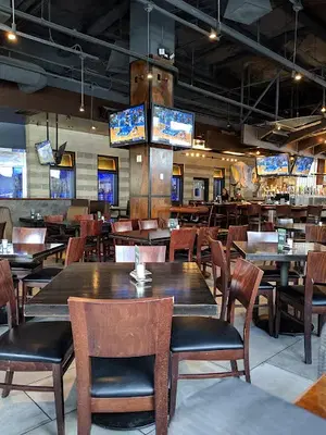 Yard House