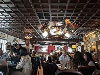 The Alley Restaurant & Bar
