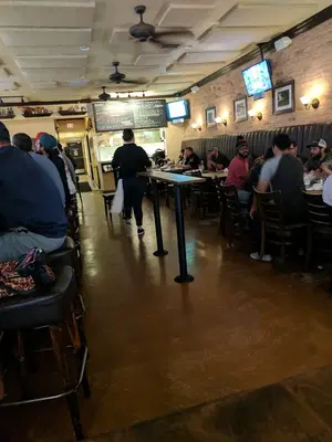 Louie's on Main