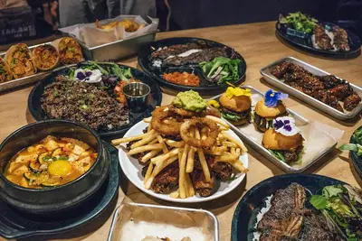 J’s Korean Cuisine : Chicken and Bibimbap