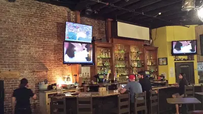 Revolucion Cantina