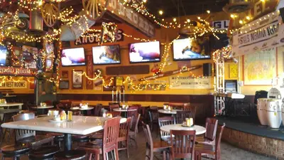 Roscoe's Famous Deli