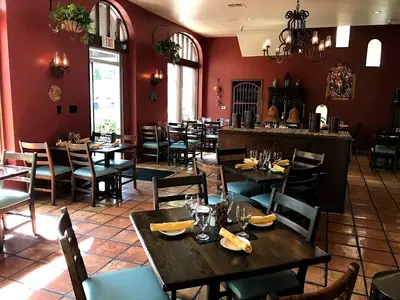 Hidalgo’s Cocina & Cócteles